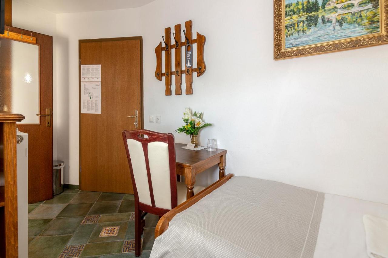 Jagodic Garni Hotel Cerklje na Gorenjskem Dış mekan fotoğraf