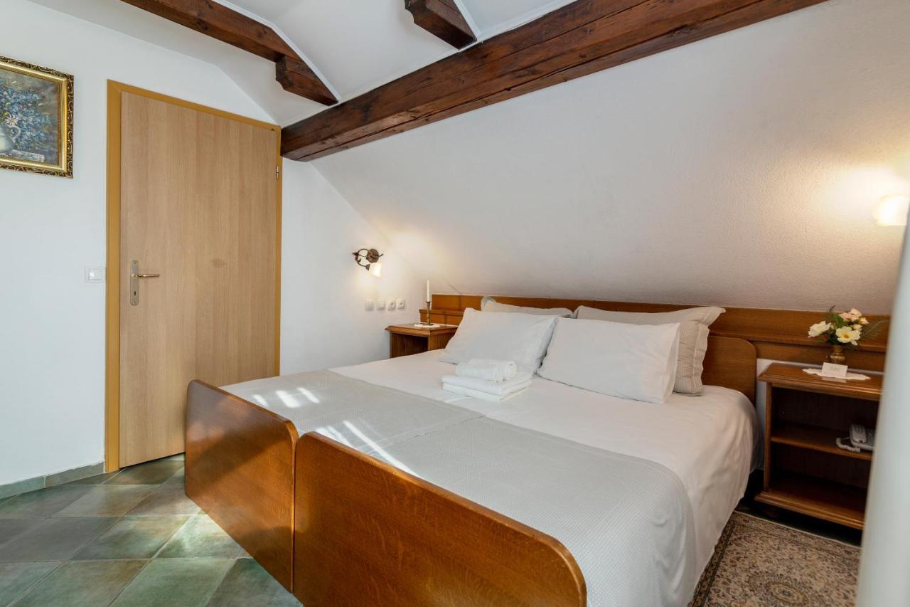 Jagodic Garni Hotel Cerklje na Gorenjskem Dış mekan fotoğraf