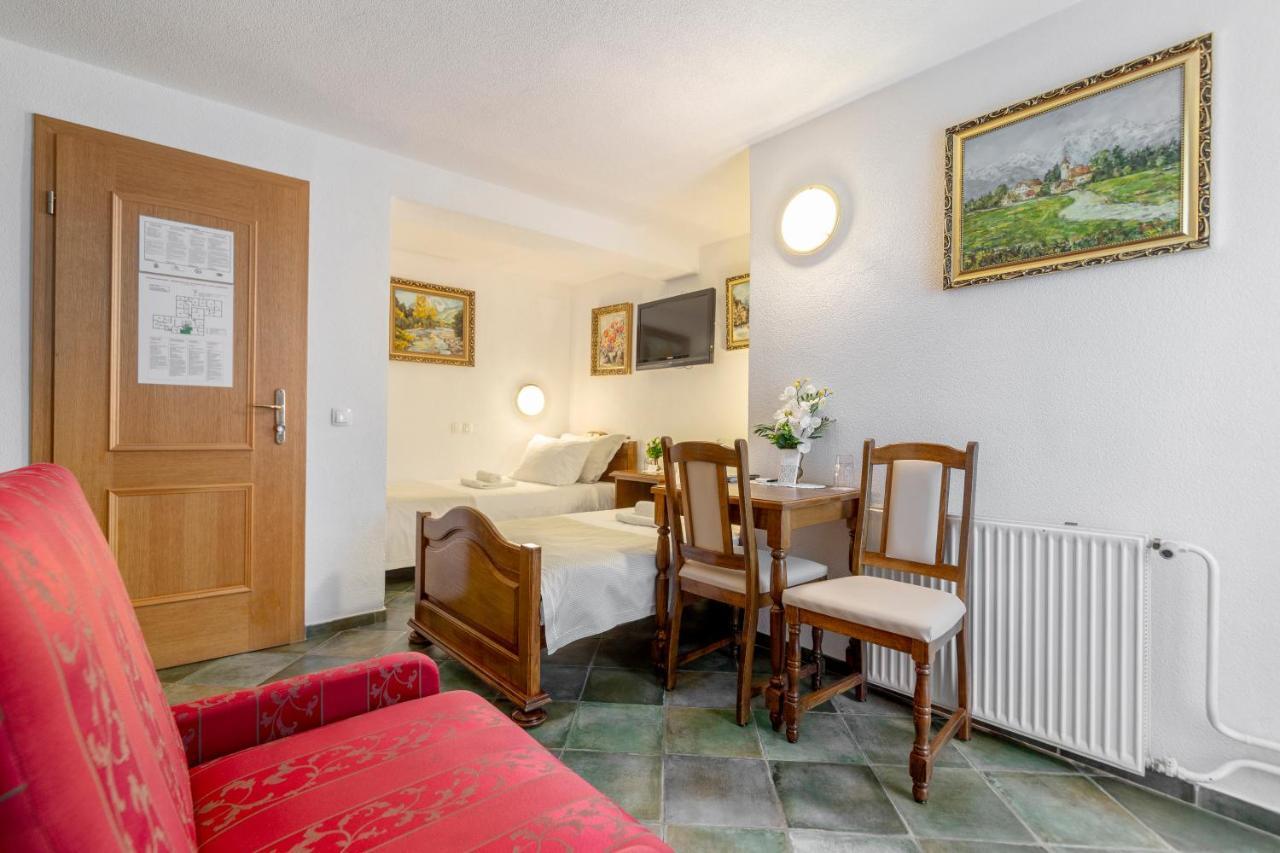 Jagodic Garni Hotel Cerklje na Gorenjskem Dış mekan fotoğraf