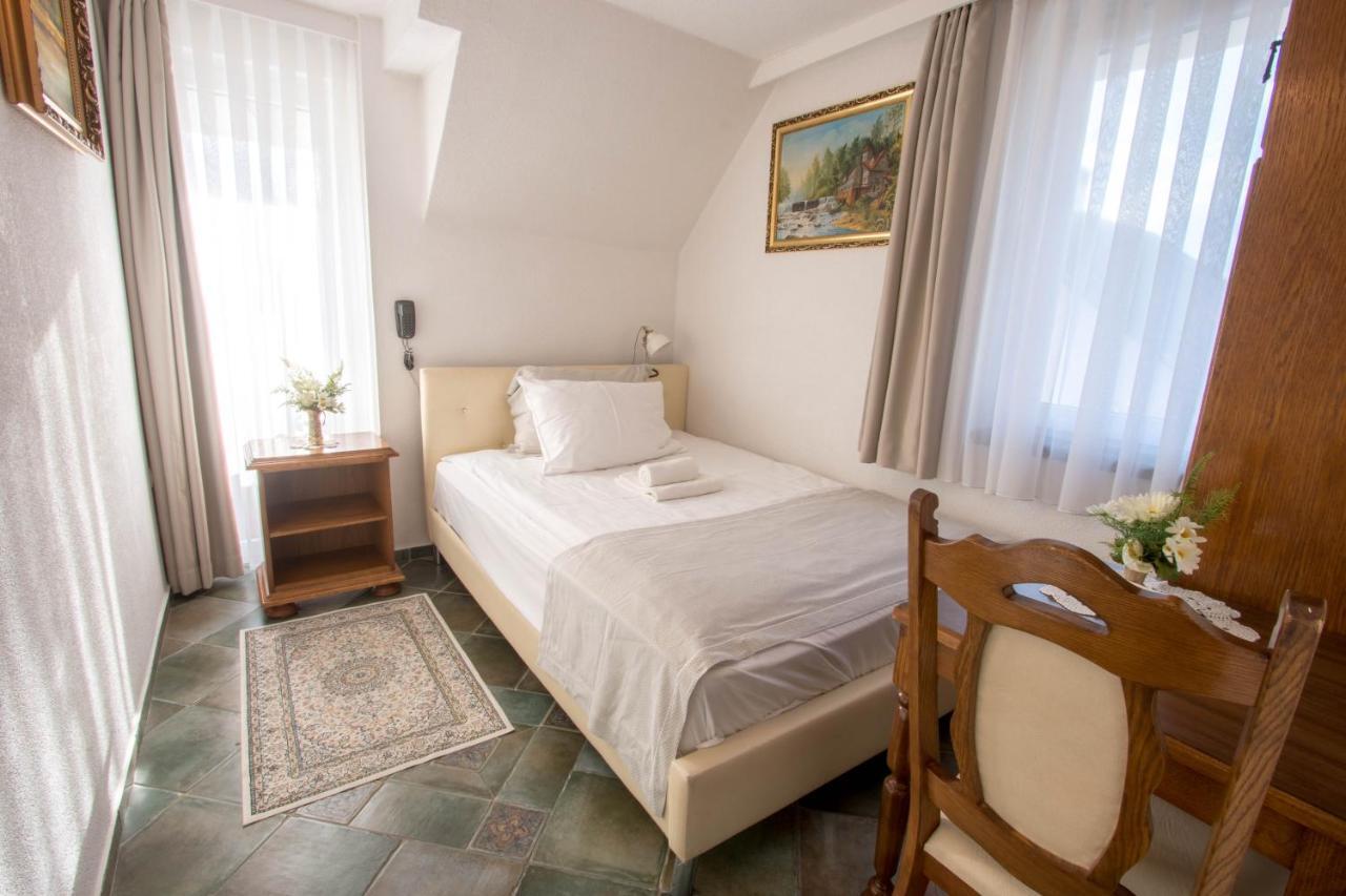 Jagodic Garni Hotel Cerklje na Gorenjskem Dış mekan fotoğraf